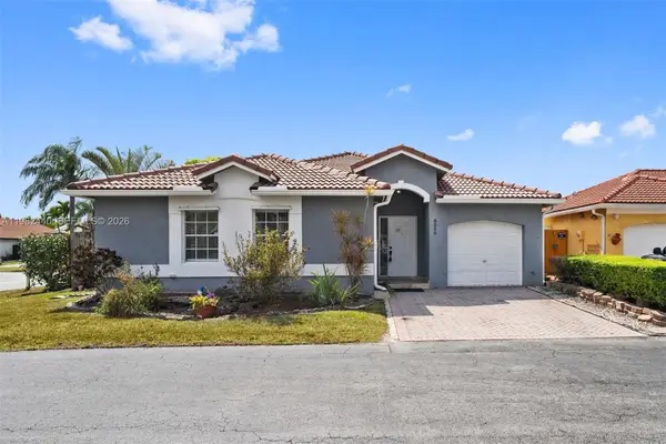 8050 SW 157th Pl, Miami, FL 33193