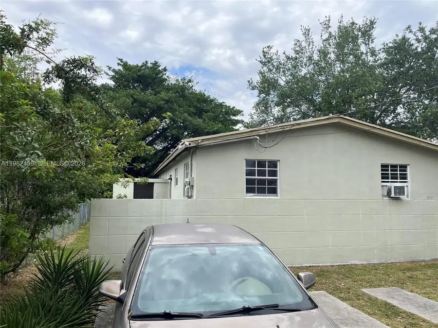 Address Withheld By Seller, Miami, FL 33142 - #3