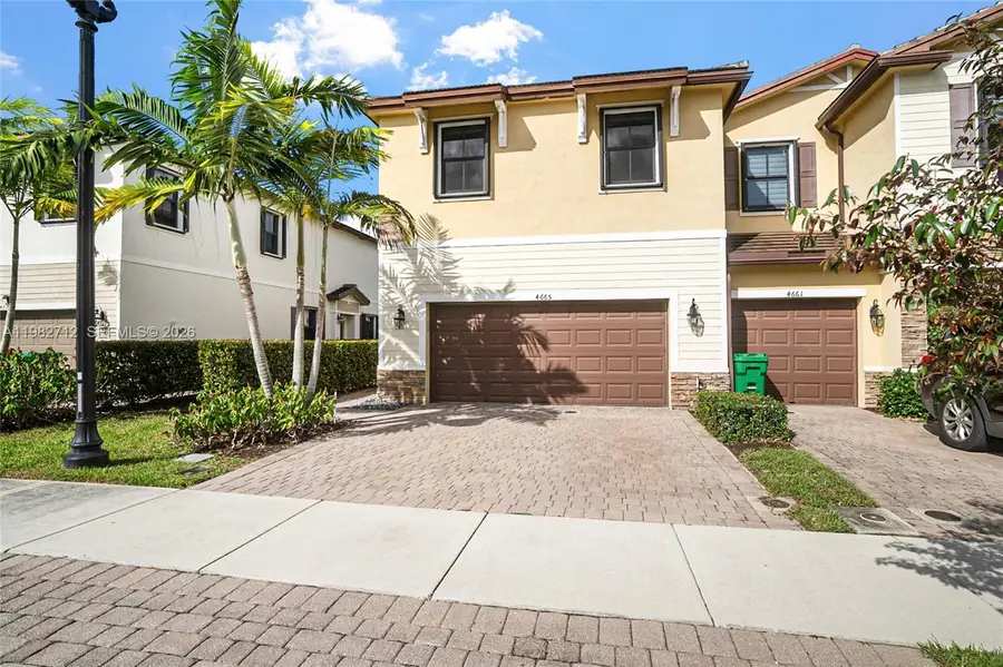 4665 Caspian Way, Davie, FL 33314 - #3