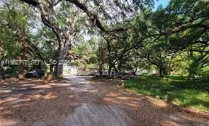 2302 Cr 78, Other, FL 33935