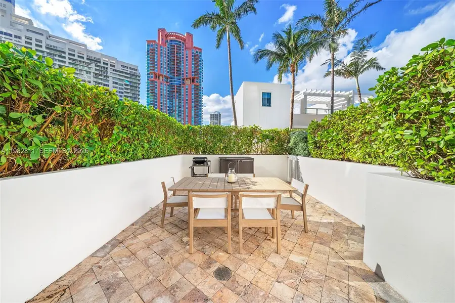 50 S Pointe Dr #509, Miami Beach, FL 33139 - #2