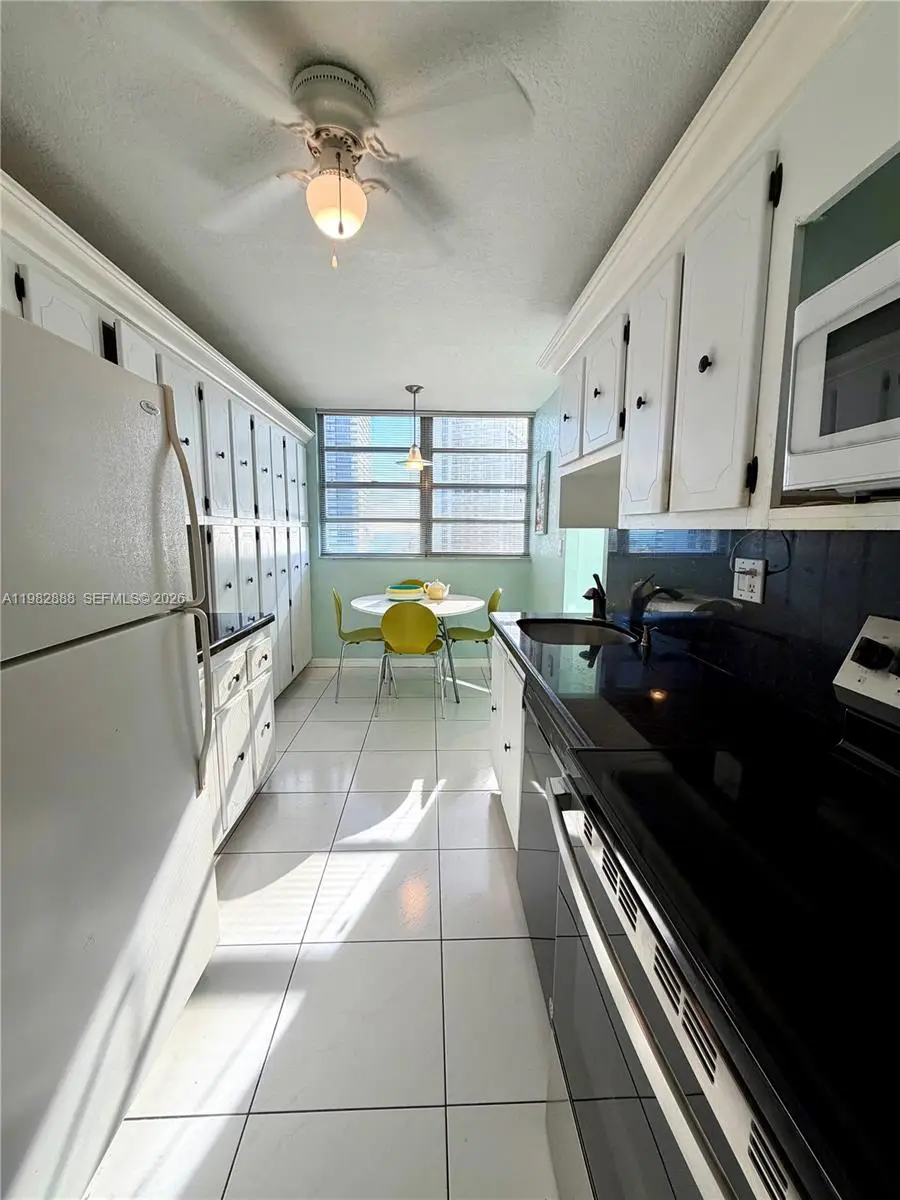 1833 S Ocean Dr #1202, Hallandale Beach, FL 33009 - #2