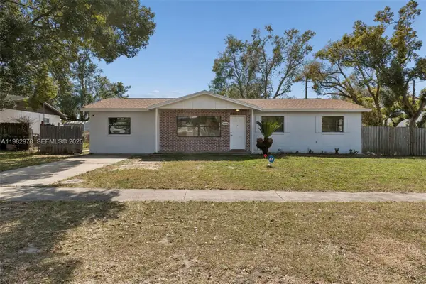 1402 Rolling Green Dr, Other, FL 32703