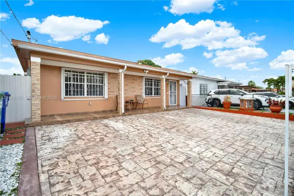 560 NW 57th Ct, Miami, FL 33126