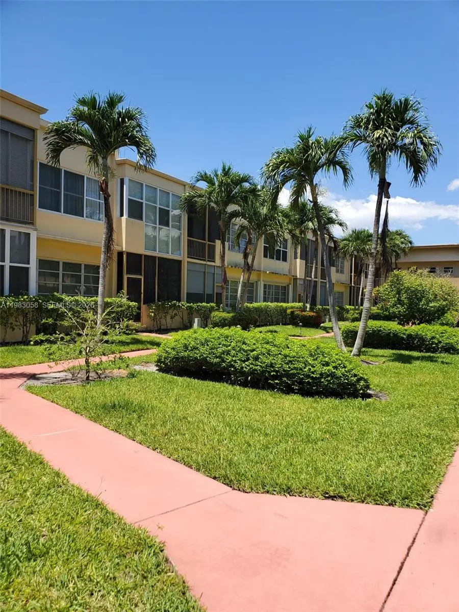 851 NE 14th Ave #414, Hallandale Beach, FL 33009 - #3