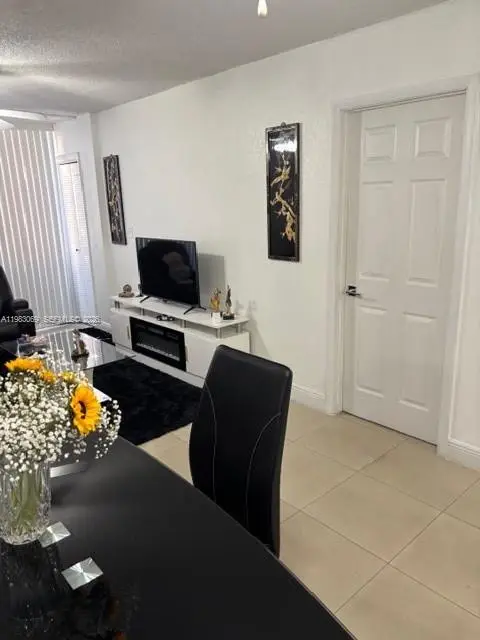 1750 W 56 St #112, Hialeah, FL 33012 - #1