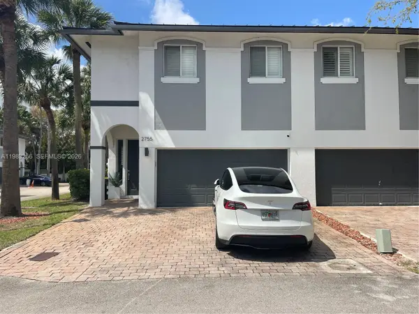 2755 Treasure Cove Cir, Dania Beach, FL 33312