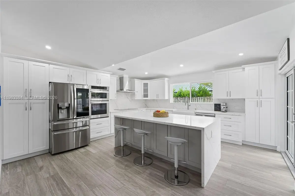 7827 NW 166th Ter, Miami Lakes, FL 33016 - #1