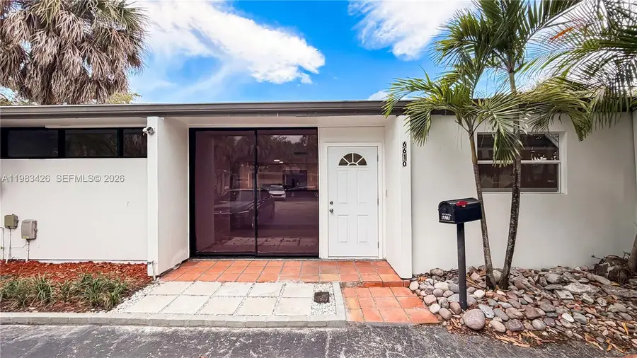 6610 E Miami Lakes Dr, Miami Lakes, FL 33014 - #2