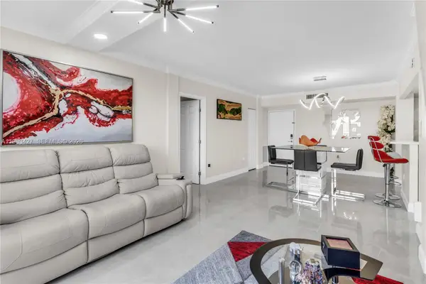 6701 NW 169th St #B303, Hialeah, FL 33015