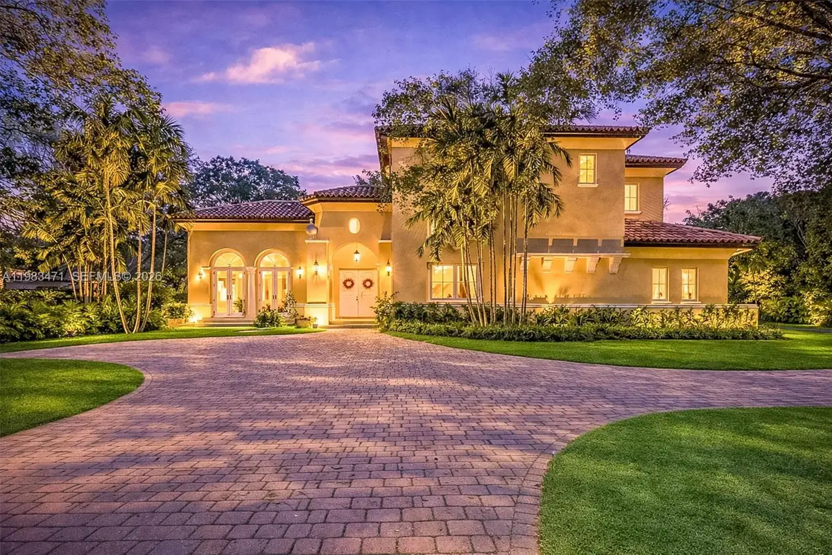 6075 SW 85th Ave, Miami, FL 33143 - #1