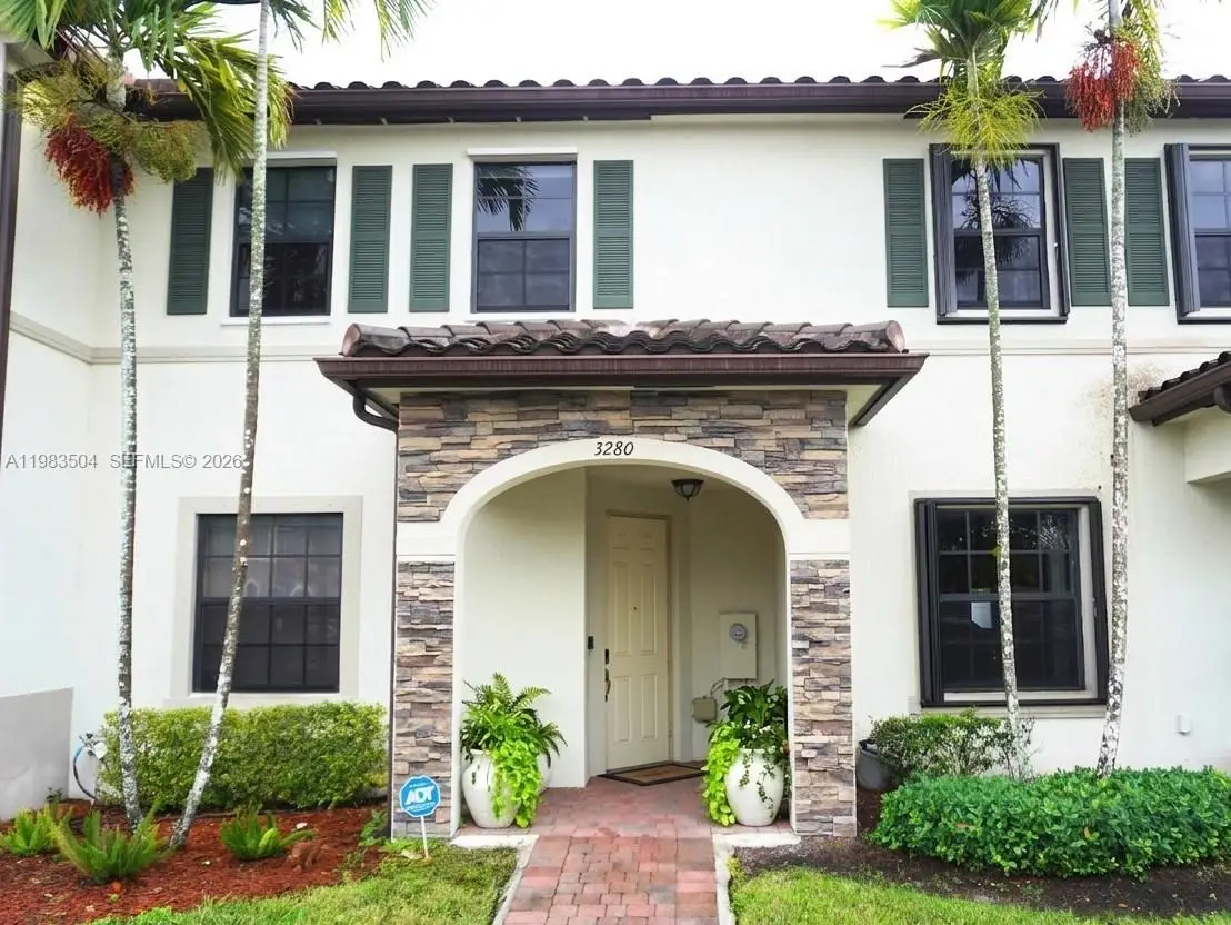 3280 W 92nd Pl, Hialeah, FL 33018 - #1
