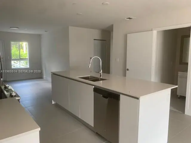 2555 NE 193rd St #2108, Miami, FL 33180 - #3