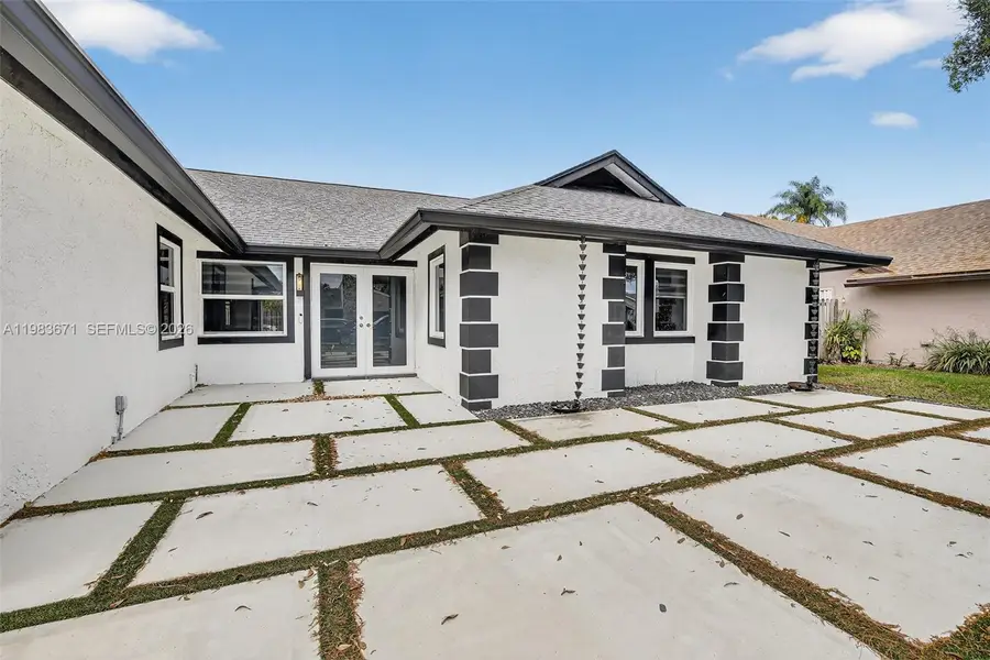 8301 NW 52nd St, Lauderhill, FL 33351 - #3