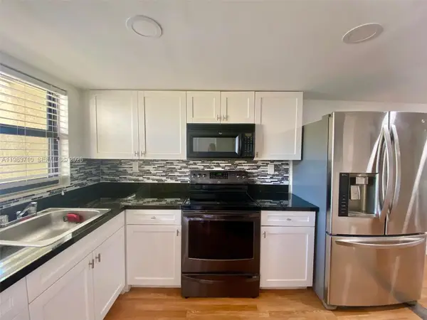 8975 Palm Tree Ln #8975, Pembroke Pines, FL 33024