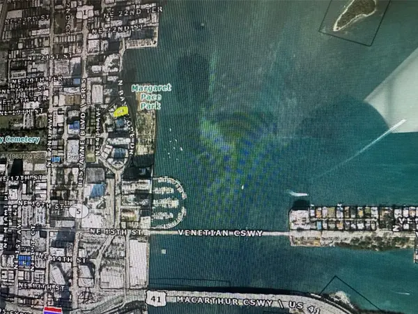 1900 N Bayshore Dr #3803, Miami, FL 33132