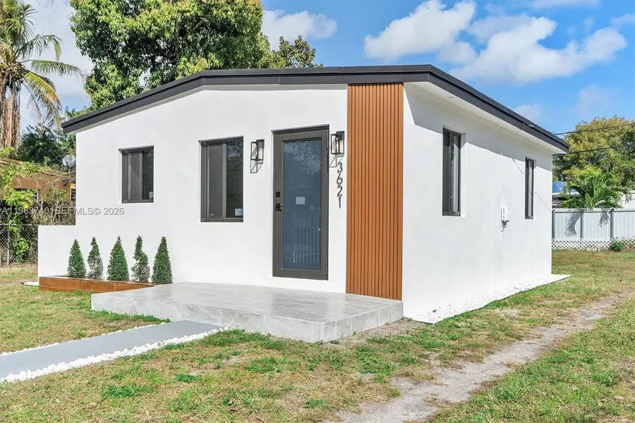 3621 SW 48th Ave, West Park, FL 33023 - #2