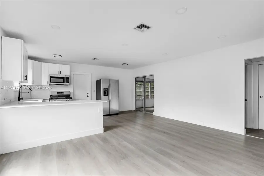 6831 Greene St, Hollywood, FL 33024 - #3