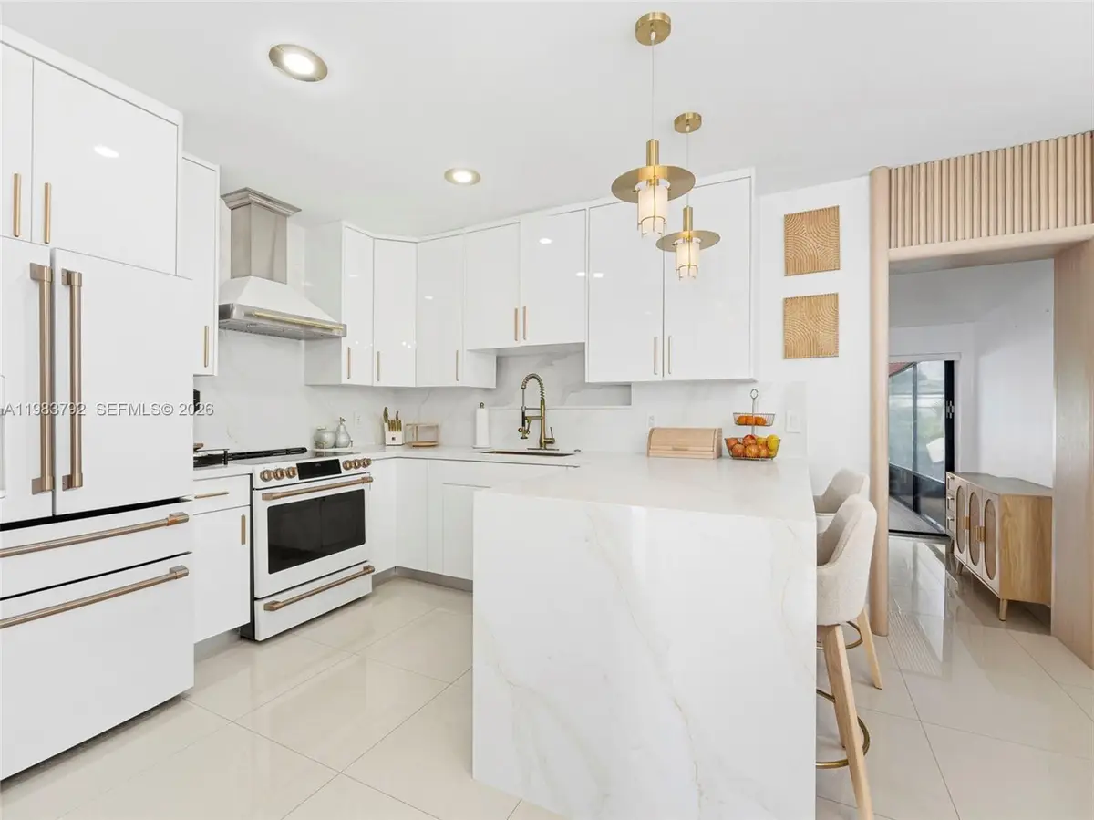 550 NW 58th Ave, Miami, FL 33126 - #1