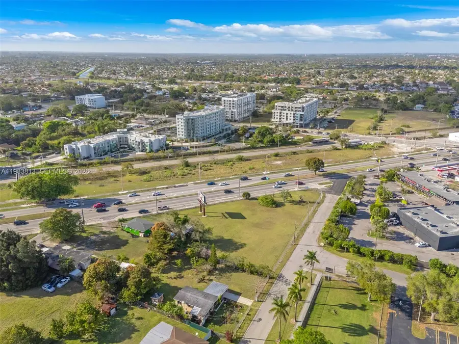 21710 SW 118th Ave, Miami, FL 33170 - #2