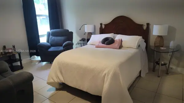 200 177 Dr #115, Sunny Isles Beach, FL 33160