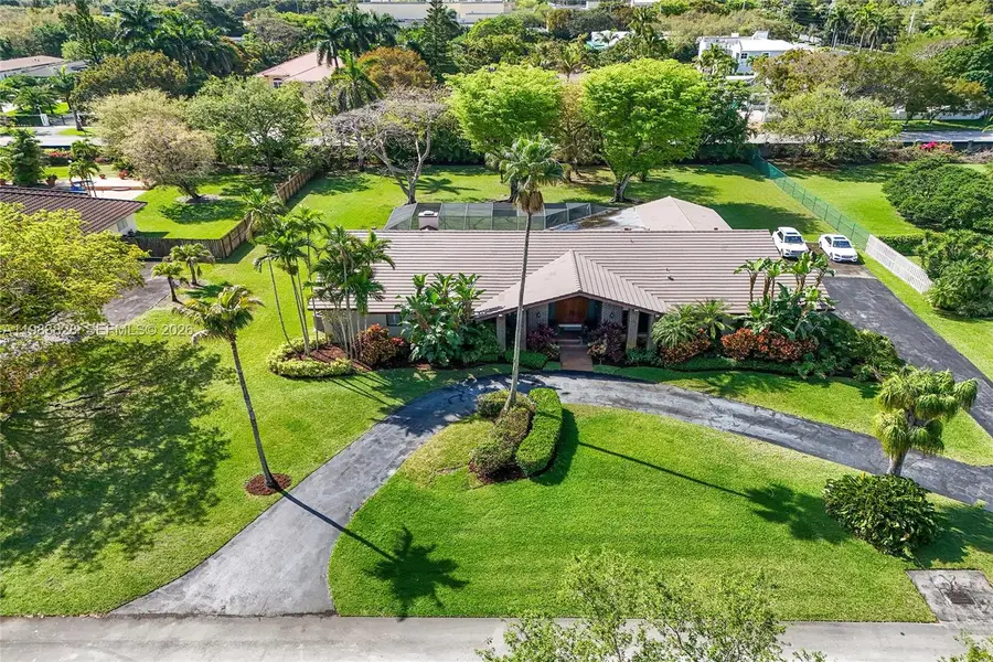 9600 SW 103rd St, Miami, FL 33176 - #2