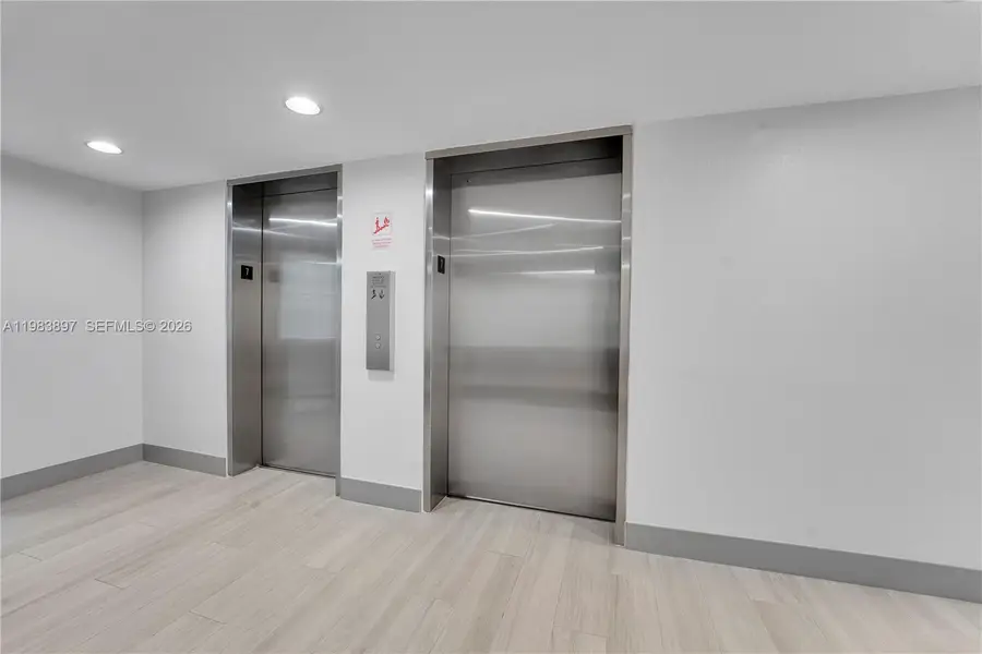 919 Hillcrest Dr #210, Hollywood, FL 33021 - #3