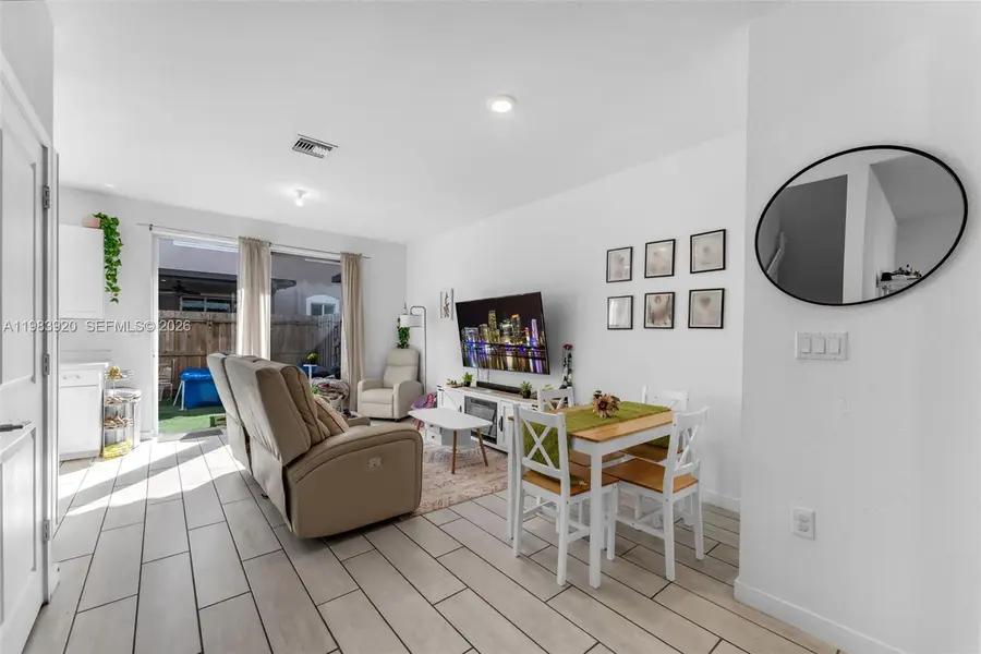 1056 SE 24th Ave, Homestead, FL 33035 - #3