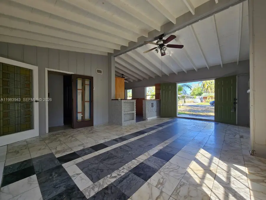 6208 SW 26th St, Miramar, FL 33023 - #2