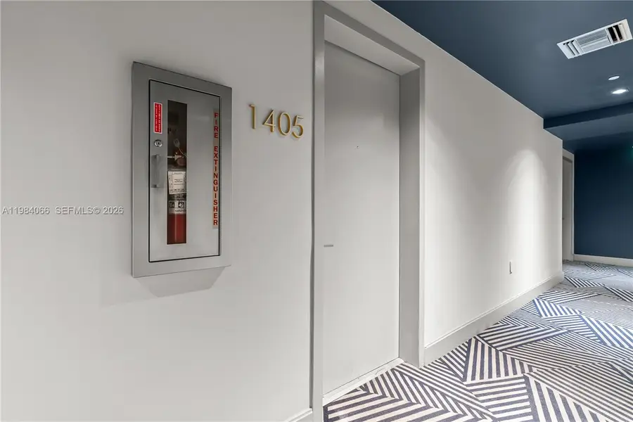 45 SW 9th St #1405, Miami, FL 33130 - #3
