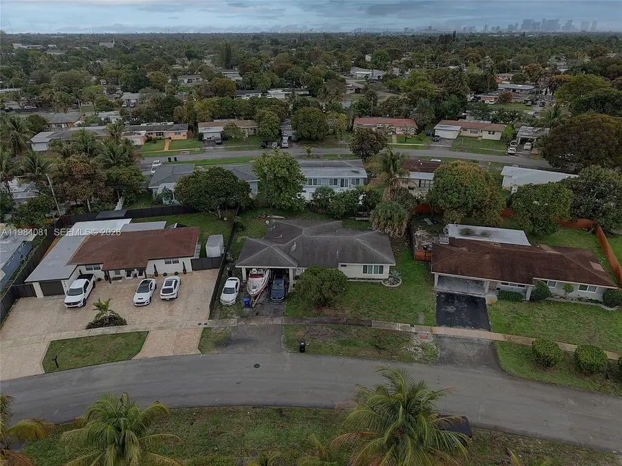 400 Long Island Ave, Fort Lauderdale, FL 33312 - #3