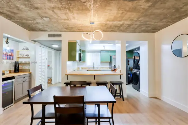 201 NW 7th St #307, Miami, FL 33136