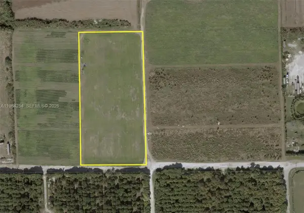 15202 SW 194th Ave, Miami, FL 33196