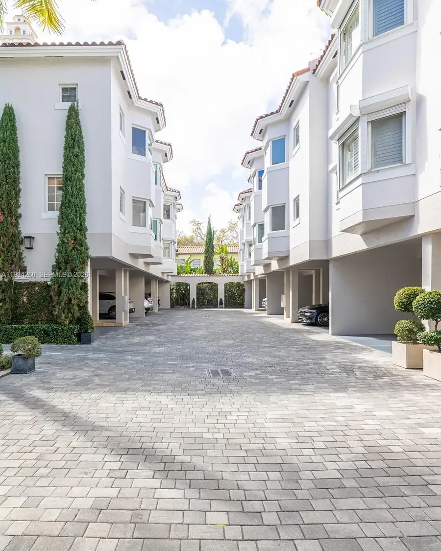 261 Navarre Ave #B-1, Coral Gables, FL 33134 - #3