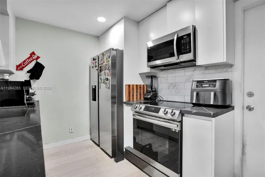 850 Sorrento Dr., Weston, FL 33326 - #2