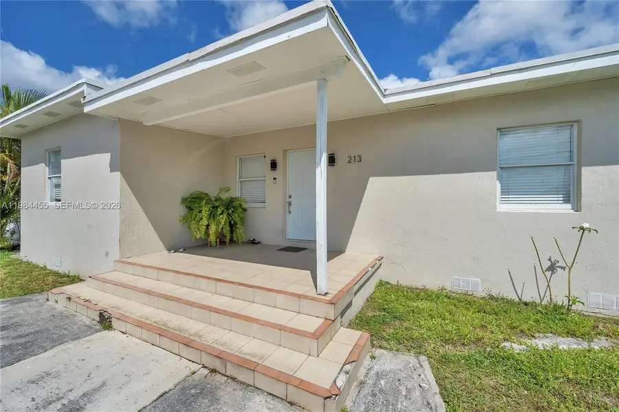 213 W 20th St, Hialeah, FL 33010 - #2