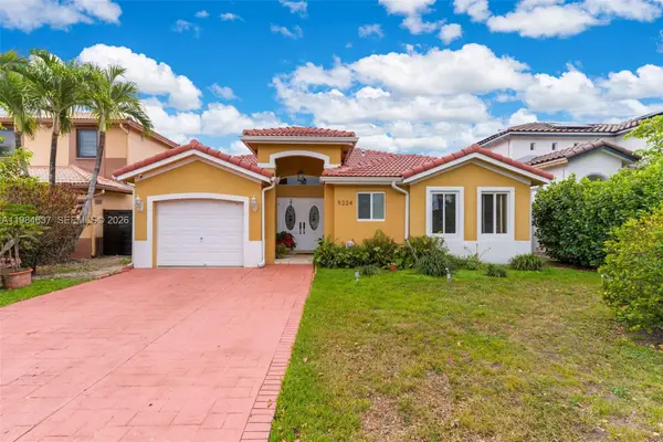 9224 Grand Canal Dr, Miami, FL 33174