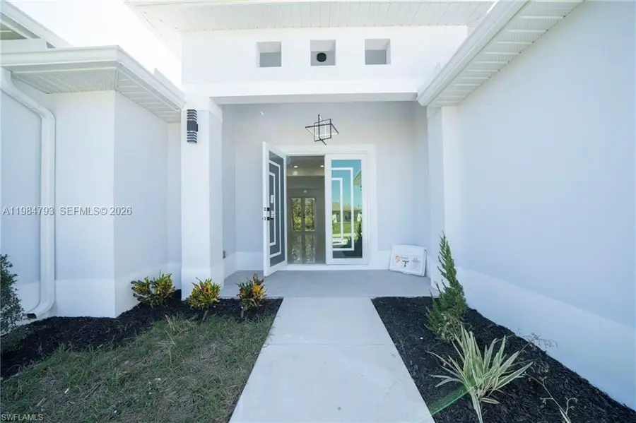 3005 52nd St W, Lehigh Acres, FL 33971 - #3