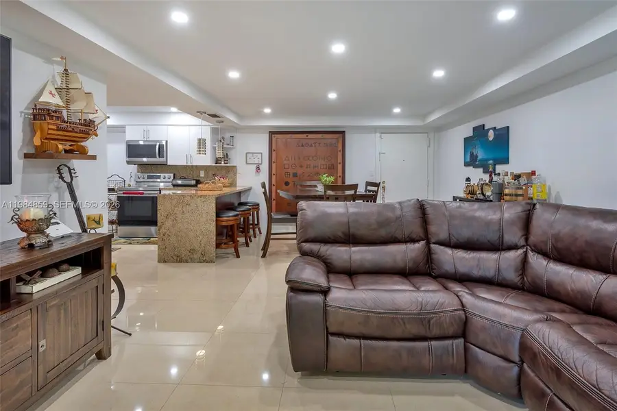 13700 SW 62nd St #222, Miami, FL 33183 - #2