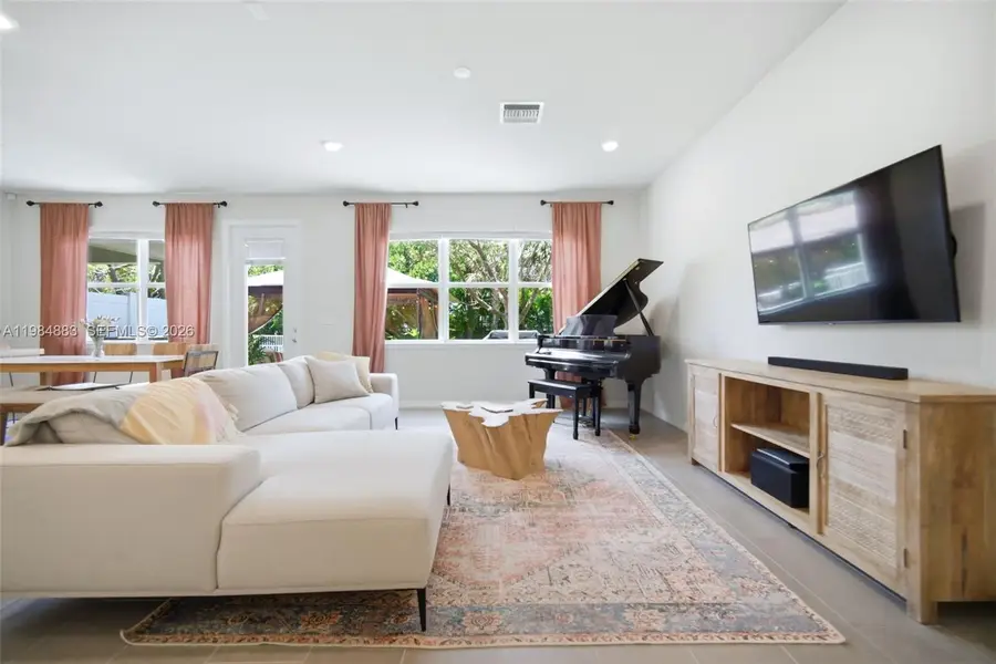 1628 Myrtle Oak Ter, Hollywood, FL 33021 - #3