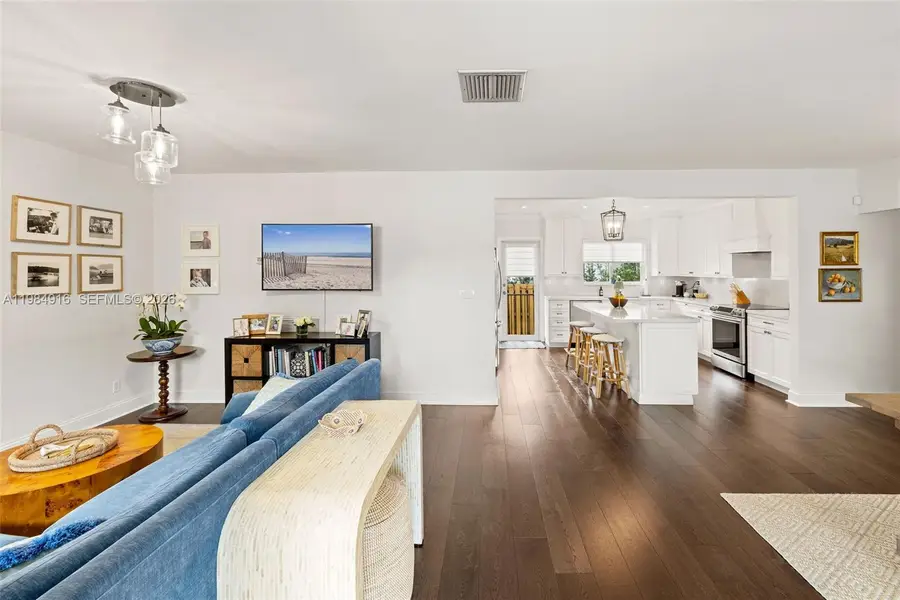 9880 NE 9th Ave, Miami Shores, FL 33138 - #2