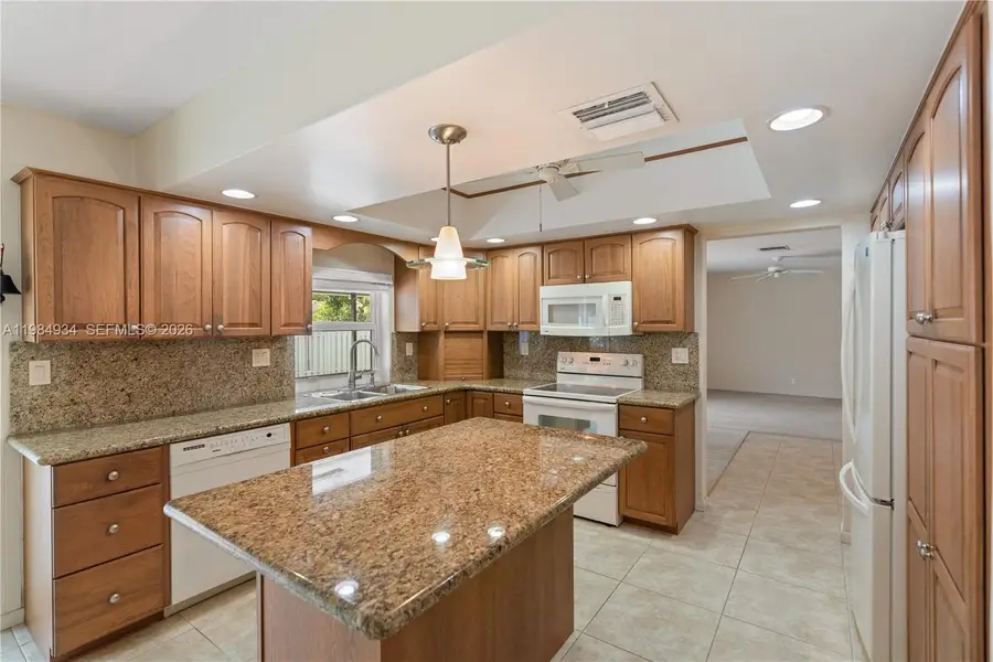 19900 SW 87th Ct, Cutler Bay, FL 33157 - #3