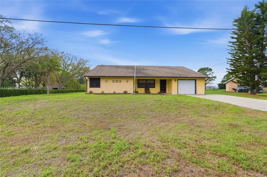 2580 SW Bayshore Blvd, Port Saint Lucie, FL 34984 - #3