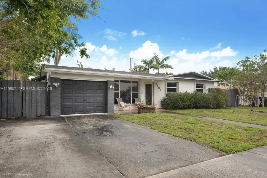 7101 Taylor St, Hollywood, FL 33024 - #2