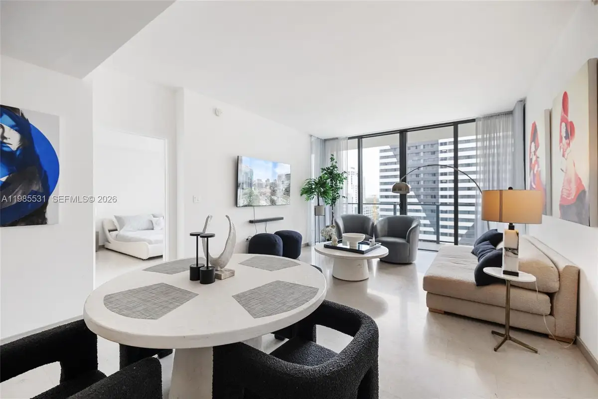 88 SW 7th St #1010, Miami, FL 33130 - #1