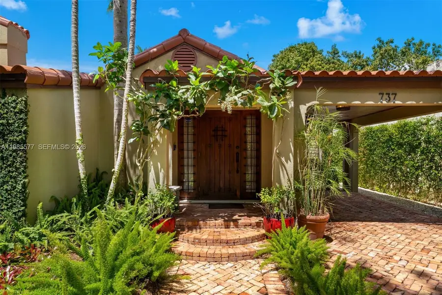 737 Majorca Ave, Coral Gables, FL 33134 - #2