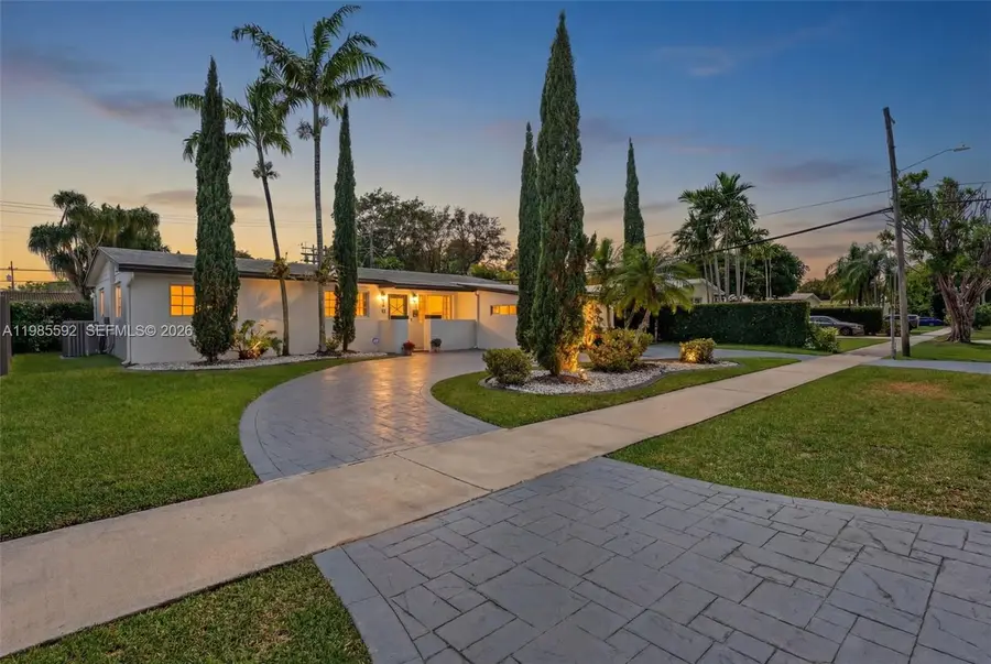 9440 SW 54th St, Miami, FL 33165 - #2