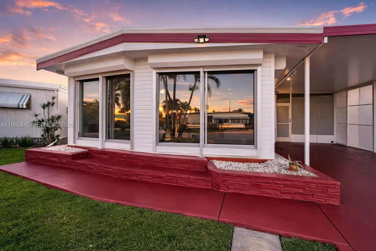 2260 SW 85th Way, Davie, FL 33324 - #1