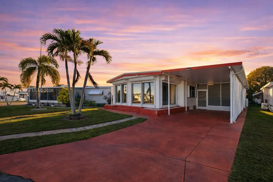 2260 SW 85th Way, Davie, FL 33324 - #2