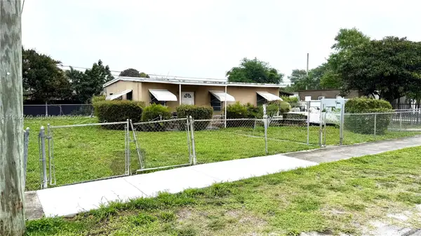 2455 NW 158th St, Miami Gardens, FL 33054